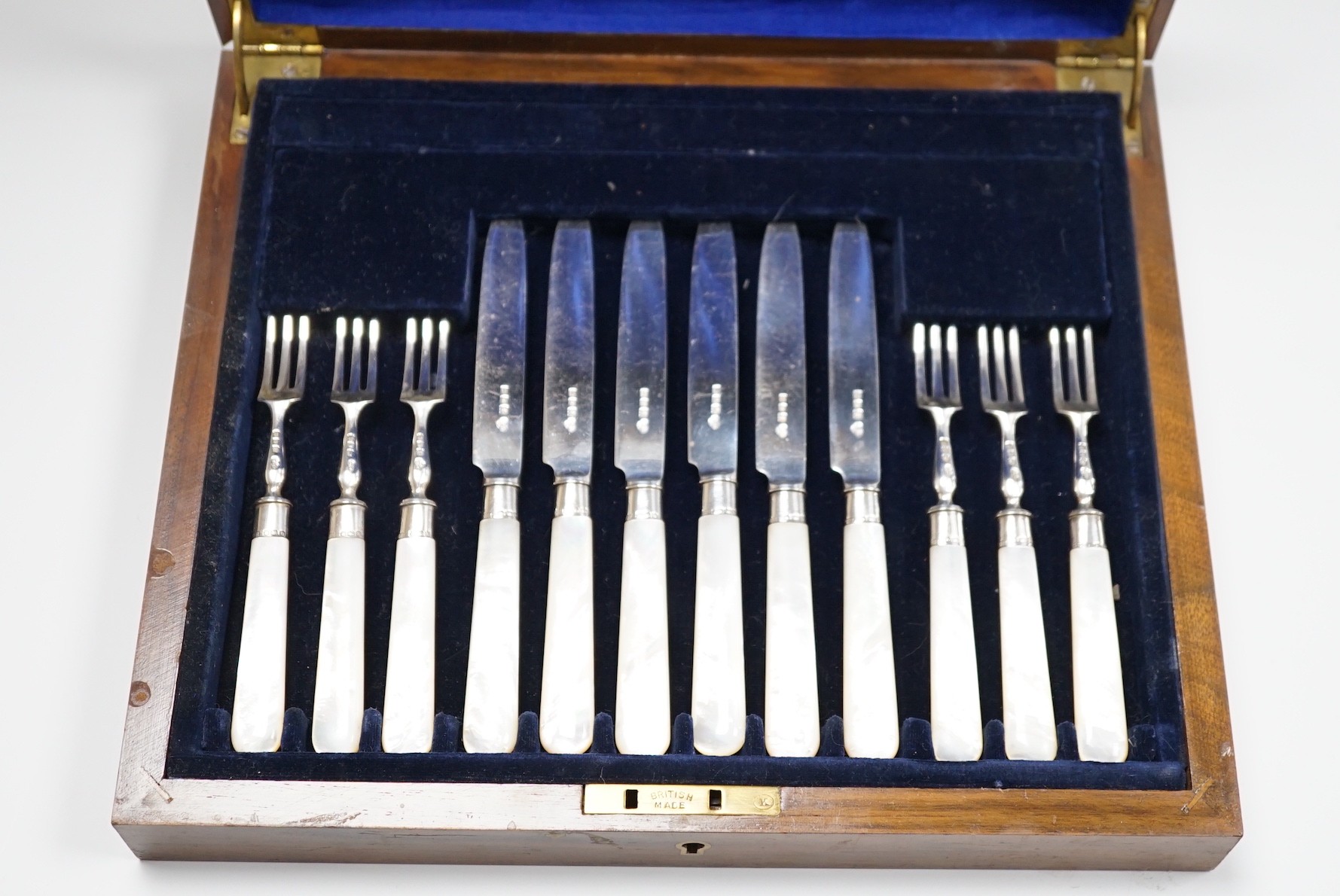 A cased set of six pairs of George V mother of pearl handled silver dessert eaters, Goldsmiths & Silversmiths Co Ltd. London, 1926.